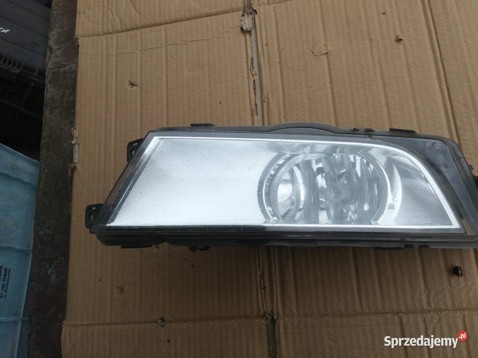 SKODA OCTAVIA III Halogen prawy 5E0941700D prawe Dębno