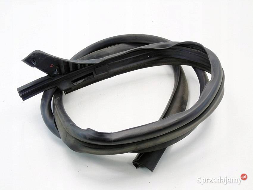 Uszczelka karoseryjna drzwi lewa Nissan Almera