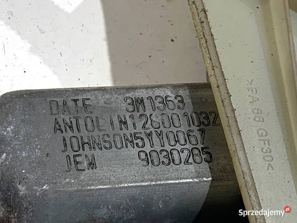 PODNOŚNIK SZYBY LEWY PRZÓD OPEL MOVANO B 9030285