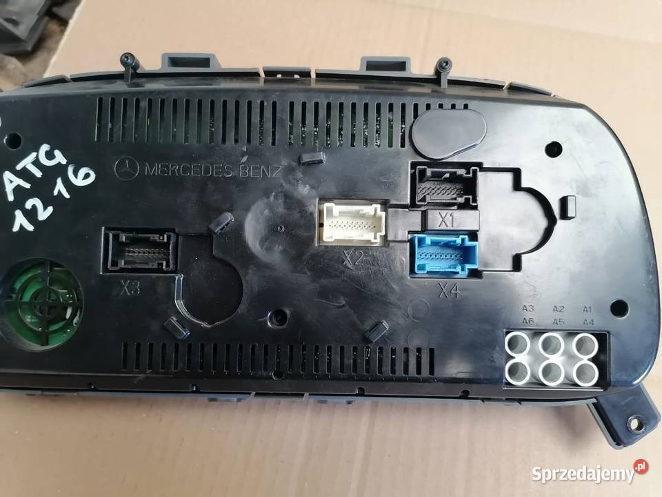 A 0034466921 Zegar licznik Mercedes Atego Axor Wyposażenie wnętrza Rzędowice