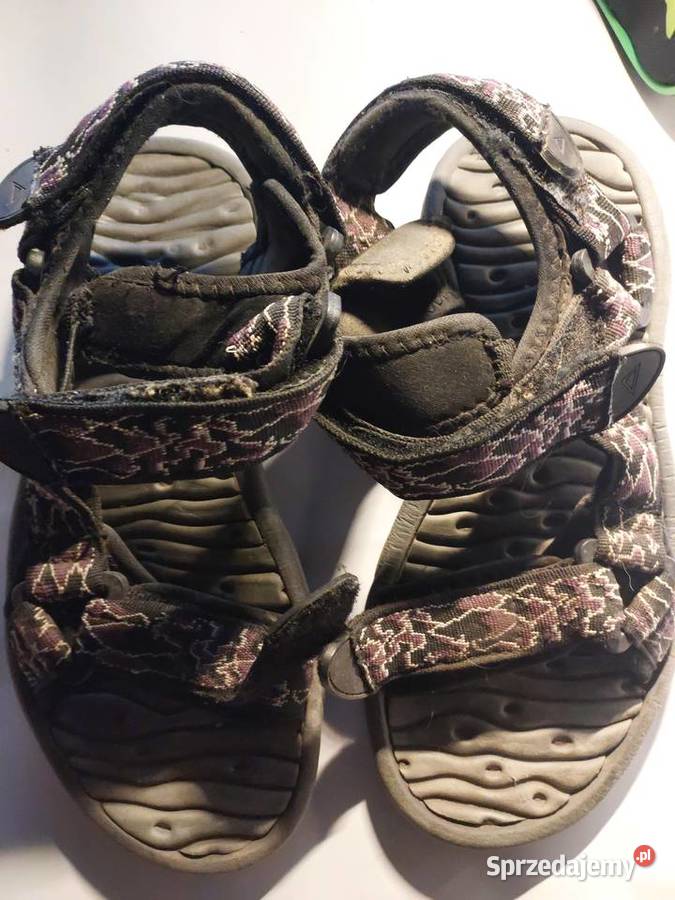 Sandały MC kinley i różowe 37 Sandały i klapki dolnośląskie