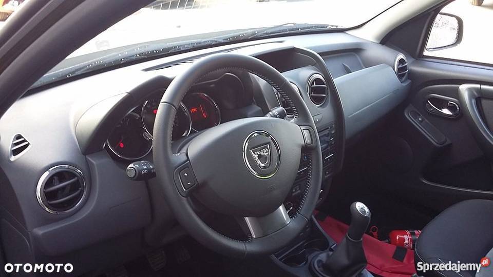 Dacia Duster Laureate SCe 115 SS g2016 radio / CD Dacia