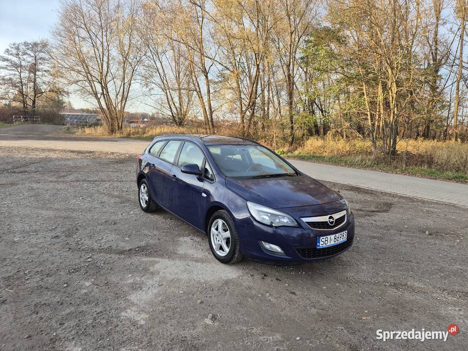 Opel Astra J 17d 110 6 biegów Salon Zadbana śląskie