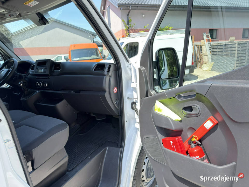 Renault Master średniak L2H2 blaszak 3osobowy Rok produkcji 2020 Warszawa