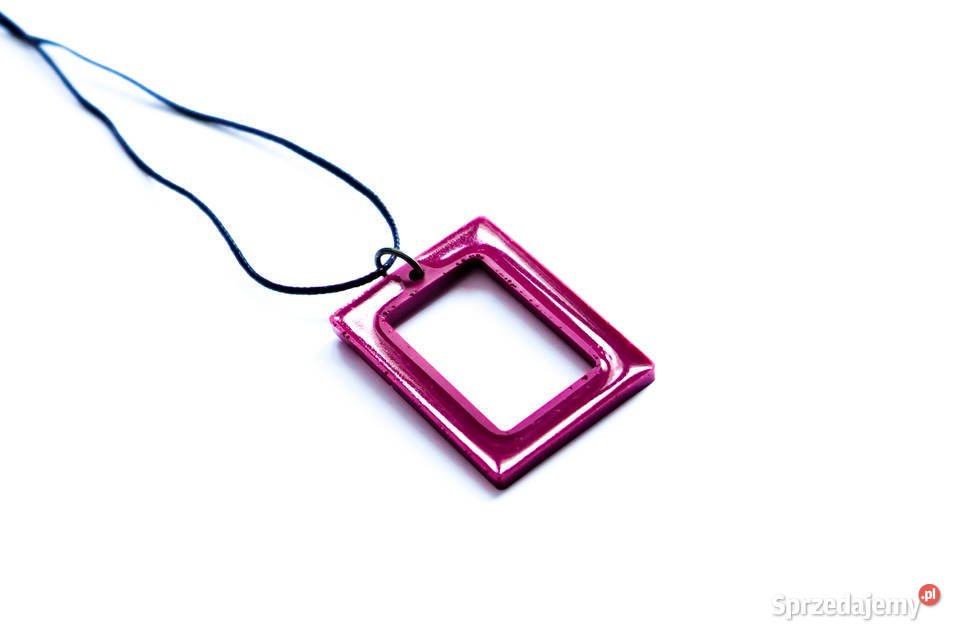 Prostokątny bordowy wisiorek okienko Warszawa sprzedam