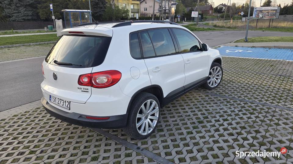 Volkswagen Tiguan I 20 VW iguan 2010r Biały Skarżysko-Kamienna
