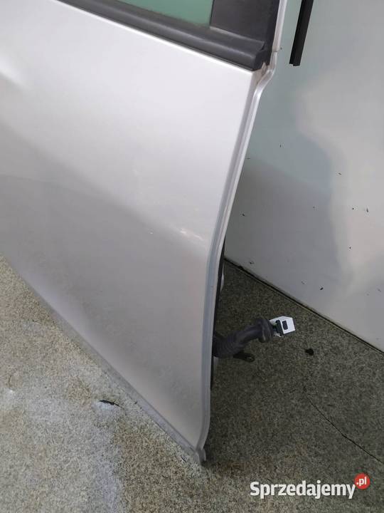 DRZWI PRAWE TYŁ RAH Hyundai ix35 I 2009 świętokrzyskie