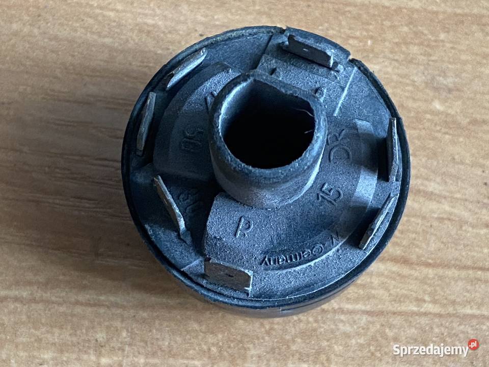 Kostka Stacyjki Volvo FL6 FL7 FL10 F10 F12 Maszewo sprzedam