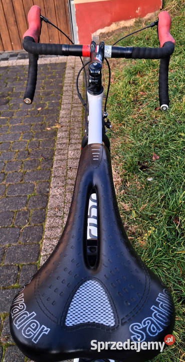 Duży rower szosowy kolarzówka Triban 3 Koła 28 Zawiercie sprzedam