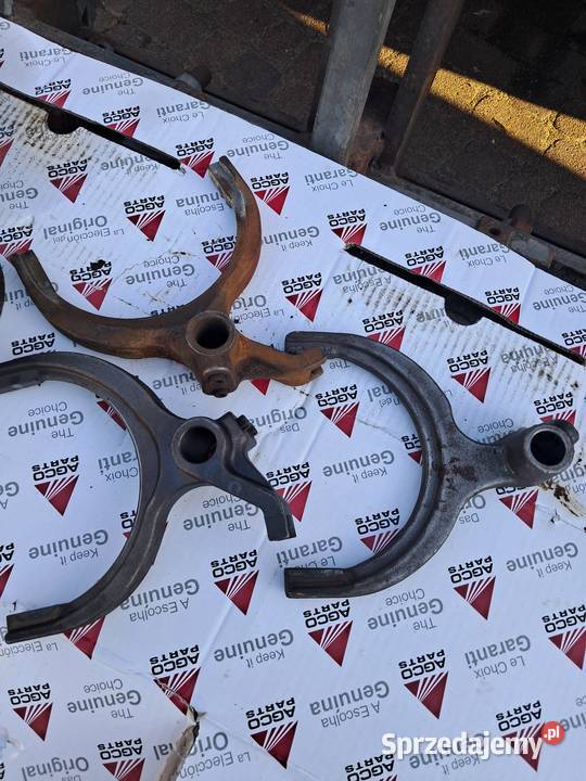 Massey Ferguson 36008000widełki 3385682M2 Jarocin sprzedam