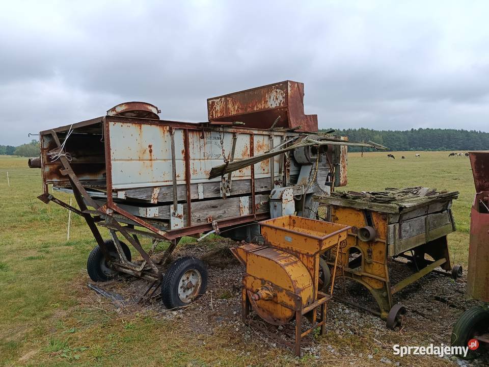 Zabytkowe maszyny i urządzenia rolne uszkodzony