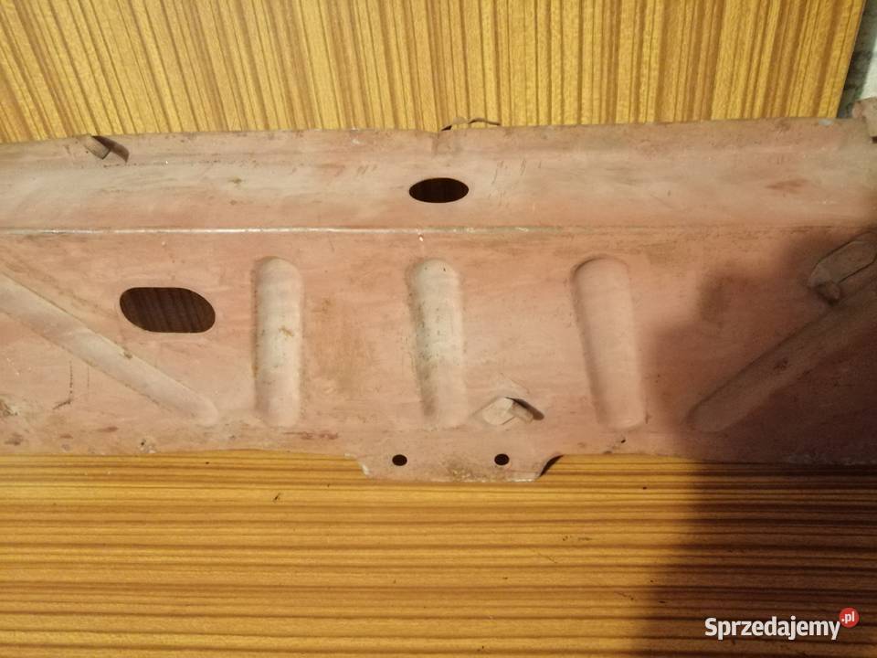 Borewicz akwarium tylna belka bagażnika Caro Suskowola