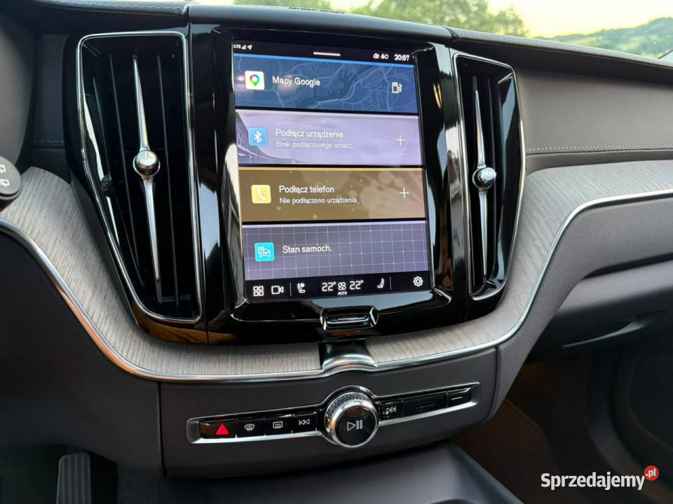 Volvo XC 60 AWD HarmanKardon II 2017 diesel Kamienna Góra