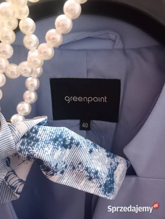 Elegancki dłuższy żakiet naszyjnik