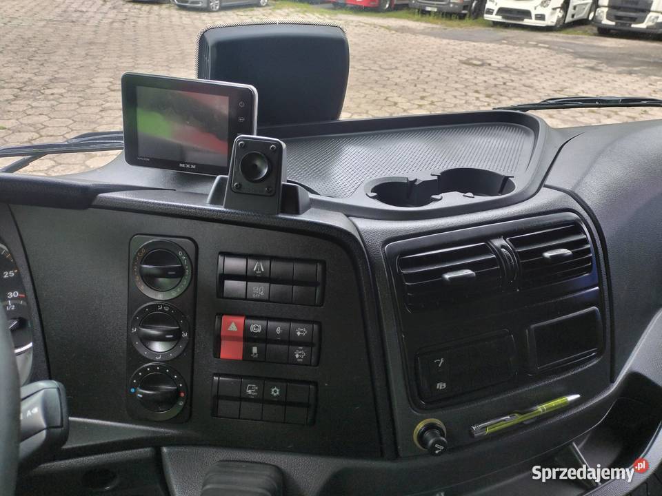 MERCEDES ATEGO 4x2 REGULOWANY KONTENER IZOTERMA sprowadzony Izotermy śląskie Częstochowa