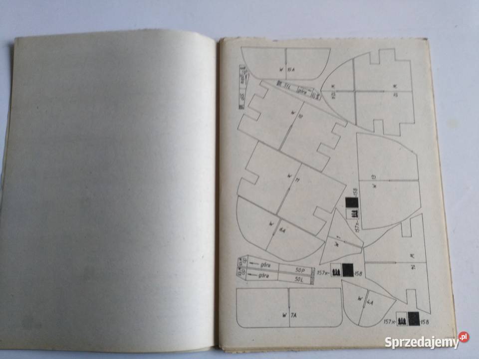 Mały Modelarz 11121990 Lotniskowiec HMS ARK śląskie Dąbrowa Górnicza