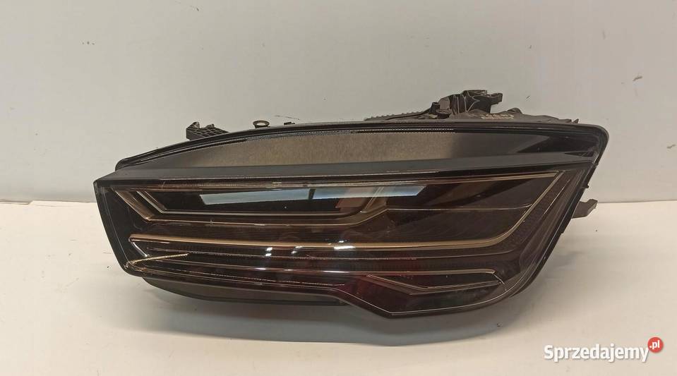 AUDI A7 4G LAMPA LEWY PRZÓD MATRIX RHD osobowe