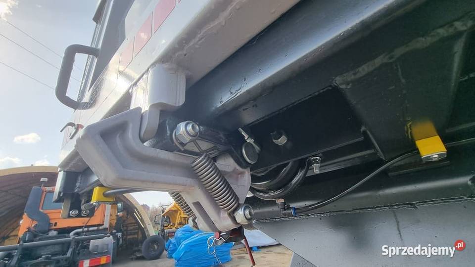 Mercedes Arocs 1824 4x4 Wywrotka Piaskarka Pług 7698cm3 Markowice