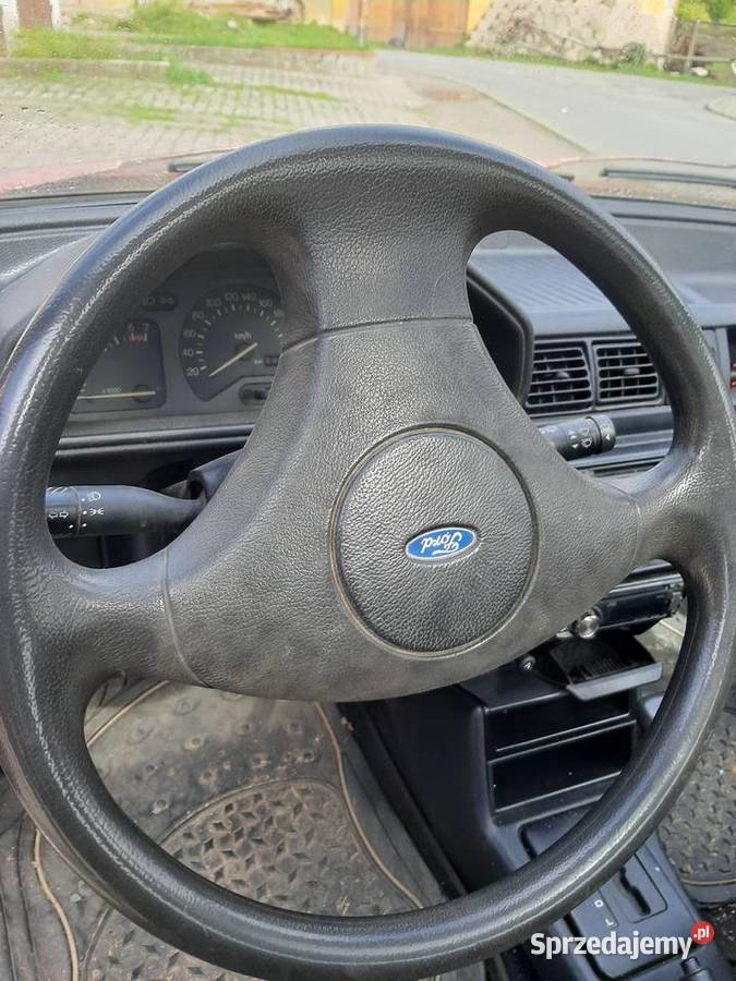 Ford Fiesta 13 automat
