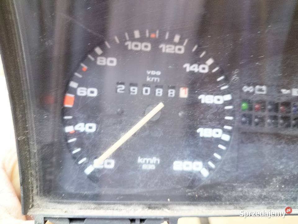 GOLF II 2 JETTA 2 licznik zegary kostka licznika Wyposażenie wnętrza Kamień-Kolonia