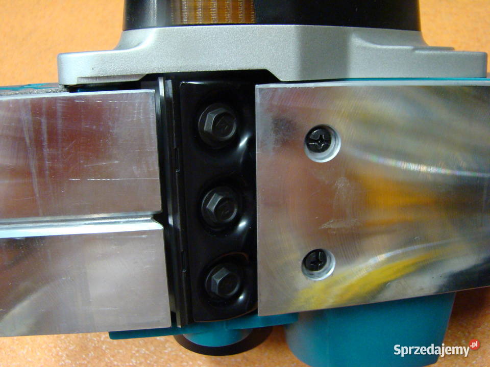Strug do drewna Makita KP 0800 szerokość 82 mm Strugi Frezarki i strugi