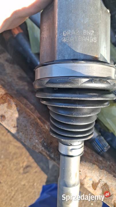 Półoś Lewa Ford ECOSPORT 2178539 GN153B437JA Radom