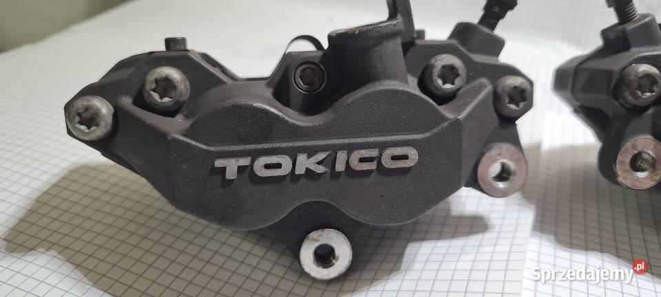 Suzuki GSR 600 zaciski klocki przód komplet Warszawa