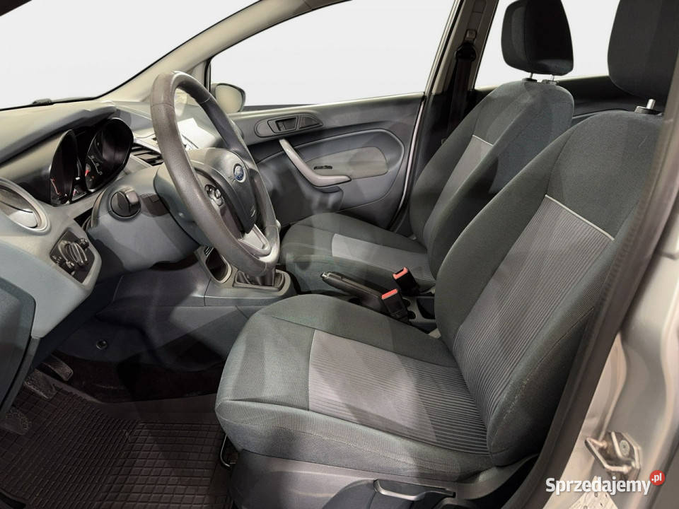 Ford Fiesta 12 82 M5 2010 r salon klimatyzacja Myślenice sprzedam