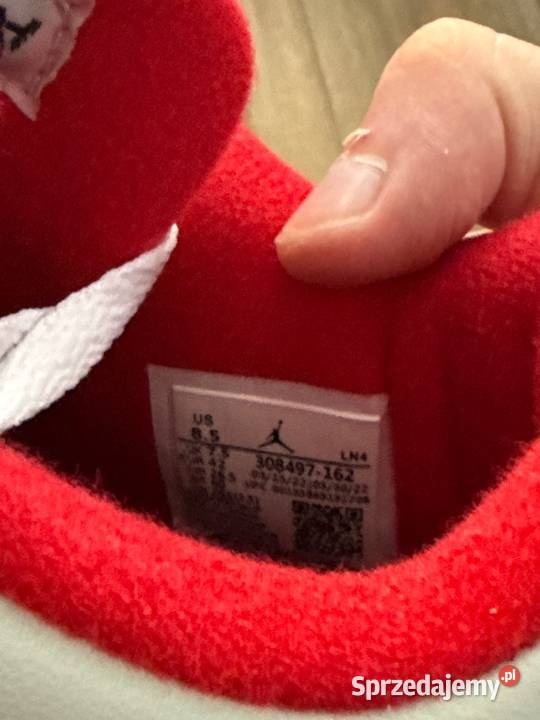 Jordan 4 retro czerwony Dzierżoniów