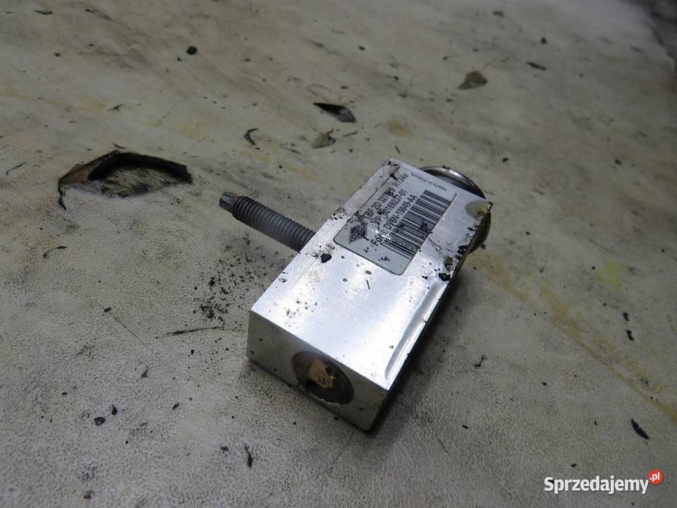 ZAWÓR ROZPRĘŻNY KLIMATYZACJI KUGA MK2 20 TDCI osobowe sprzedam