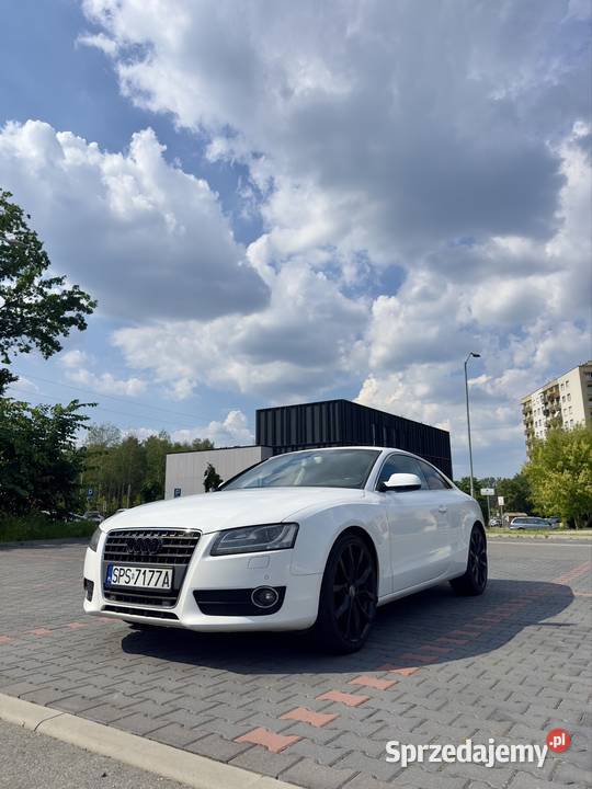 Audi A5 Coup 18 TFSI Automat 2010 dużym serwisie biały Katowice sprzedam