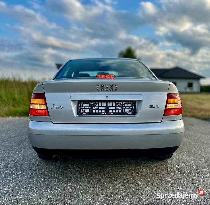 Audi A4 24 V6 30V klima elszyby i lusterka super Rok produkcji 1999 Piotrków Trybunalski