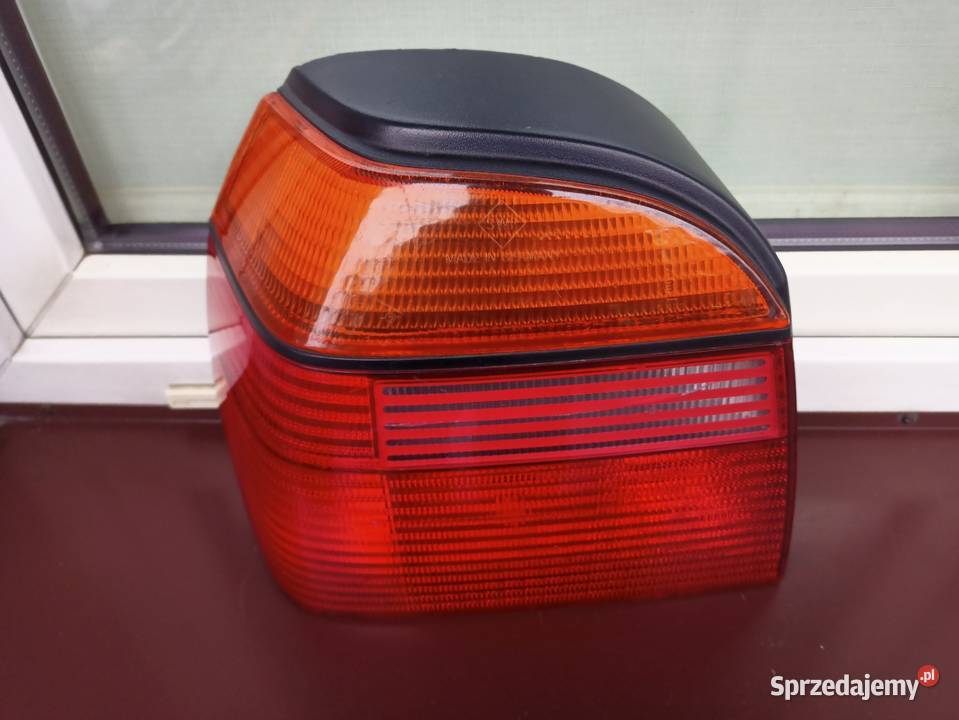 VW Golf MK3 III lampa tył tylna lewa wkład Oświetlenie Sieradz sprzedam