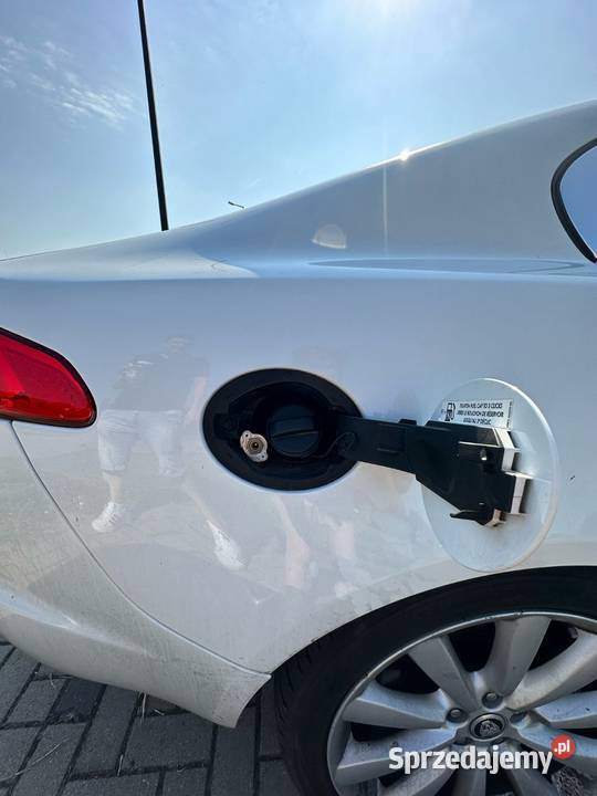 Jaguar XF z 2013 r silnik 30 LPG 4x4 Zamość