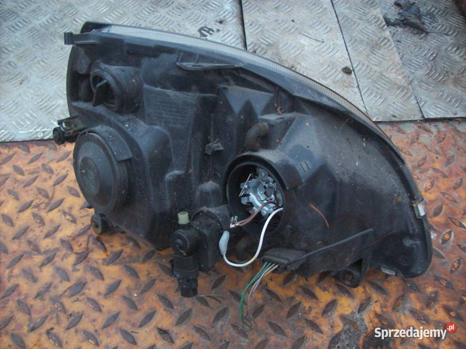 Clio II Lampa przod przednia prawa lewa TYC osobowe