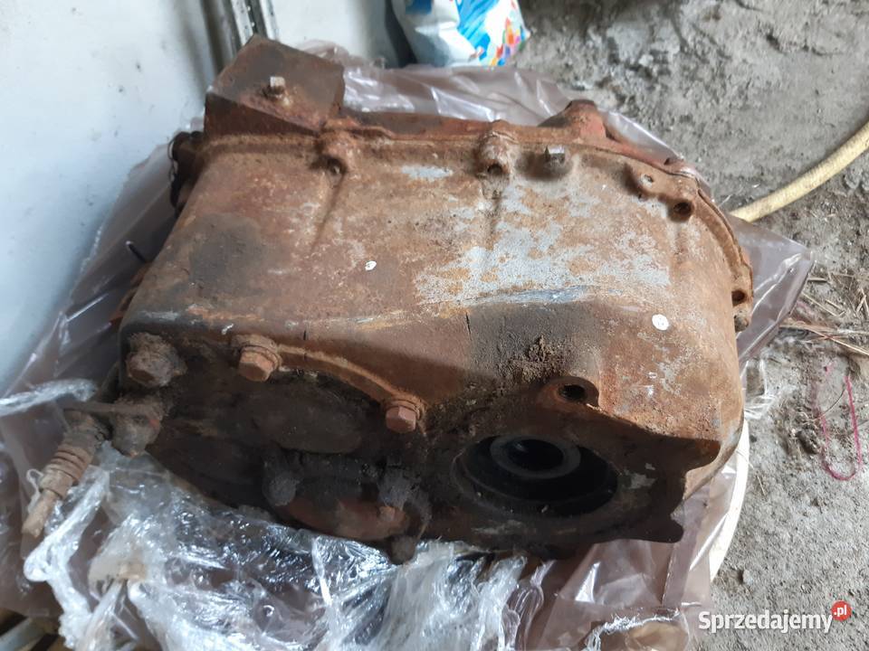 Skrzynia biegów MF 520 525 560 itp