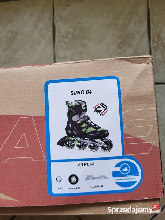 Rolki nowe 45 z kompletem ochraniaczy