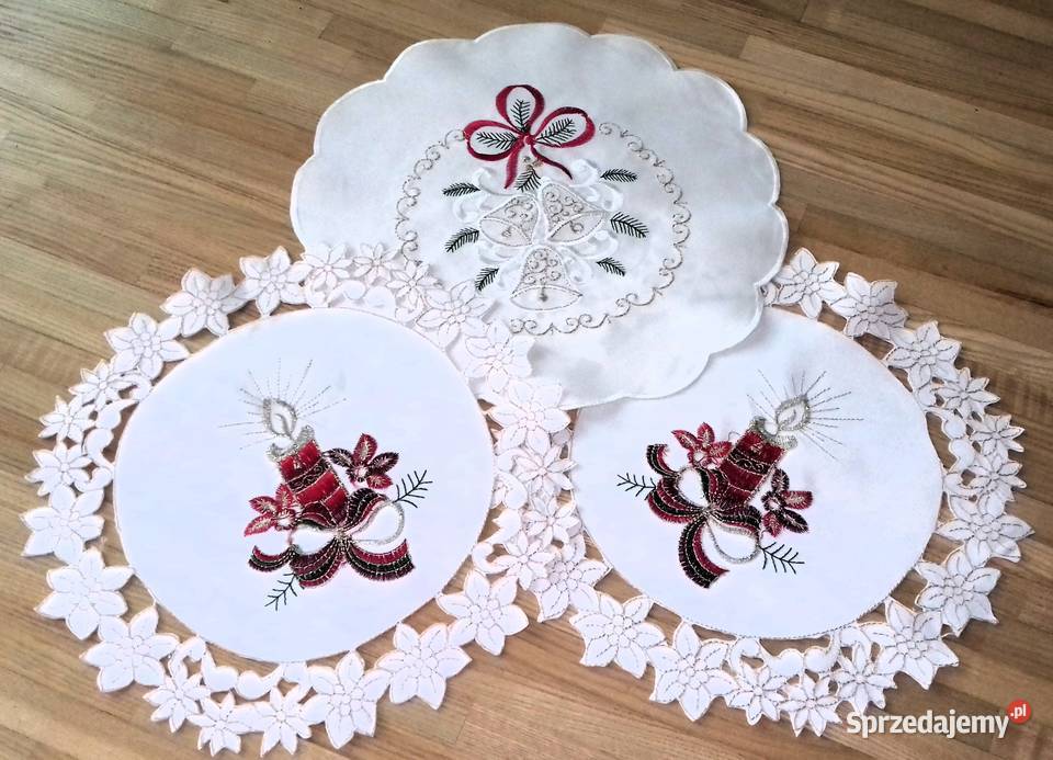 Trzy nowe serwetki świąteczne średnica 30 Boże Warszawa