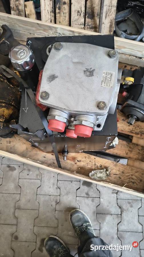 Zbiornik Oleju Hydraulicznego HC400 RK15 Staszów