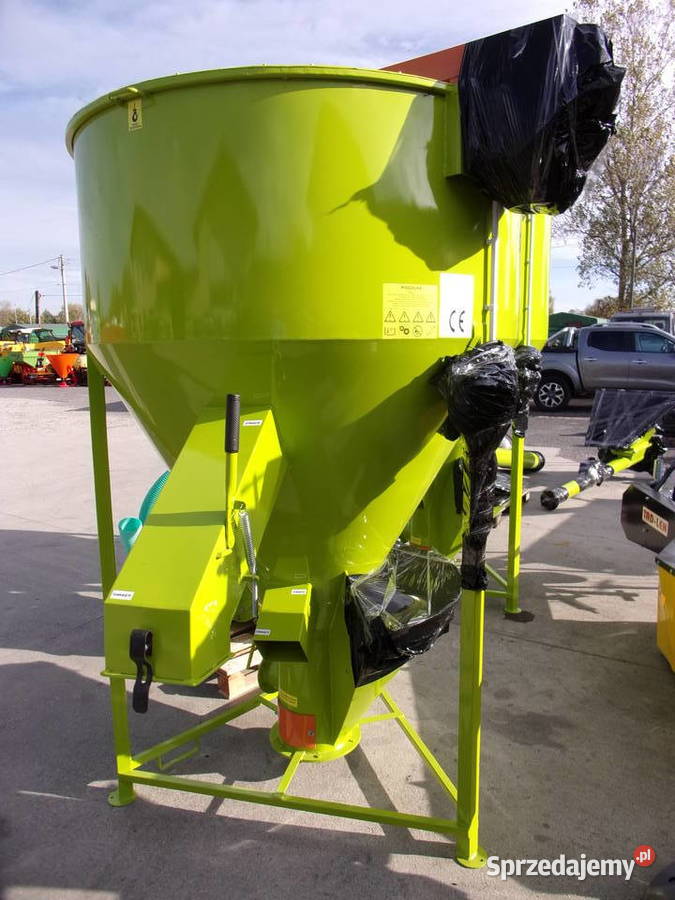 Mieszalnik pasz sypkich ADRAF Twister M012 1000