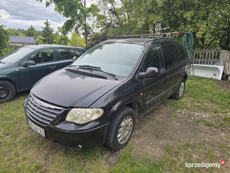 Chrysler Voyager 28crd czarny Chrysler Żłobnica