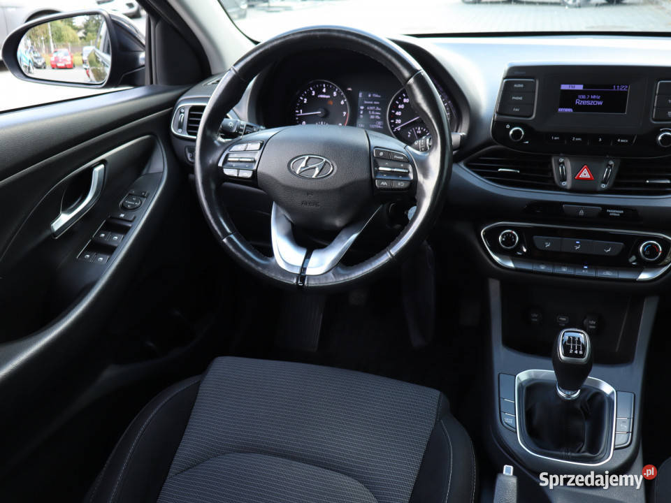 Hyundai i30 15 TGDI MHEV komputer pokładowy