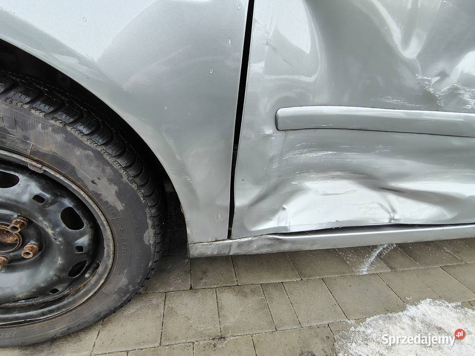 Volkswagen Polo 14 TDI Uszkodzony światła przeciwmgielne Polo małopolskie Gierczyce