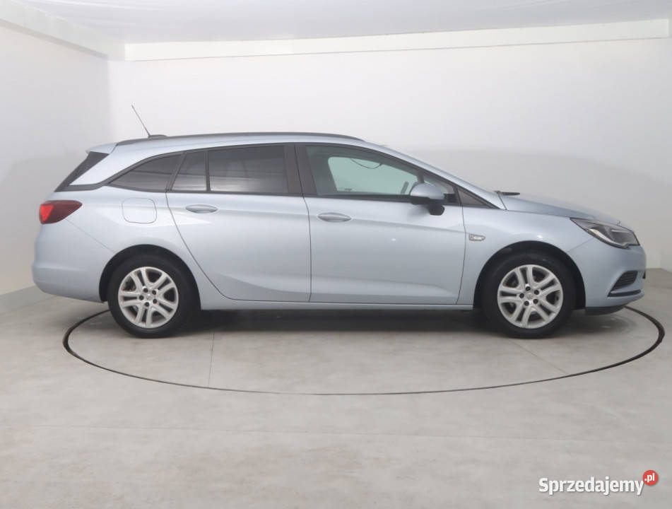 Opel Astra 10 Turbo Bielany Wrocławskie