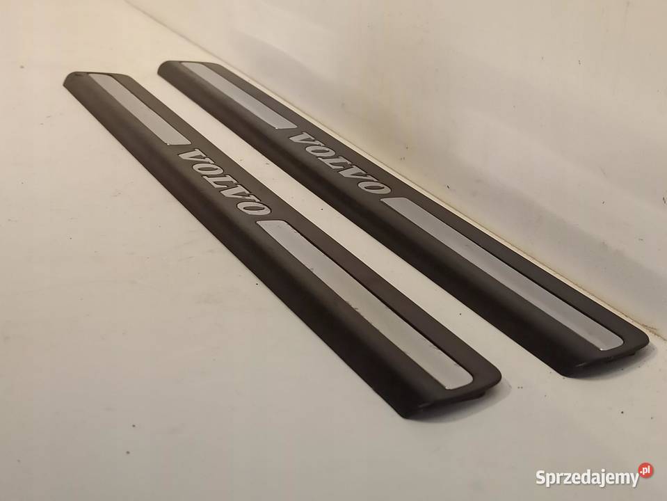 LISTWA NAKŁADKA PROGU PROGOWA VOLVO S60 S80 V70 Osłony i zaślepki