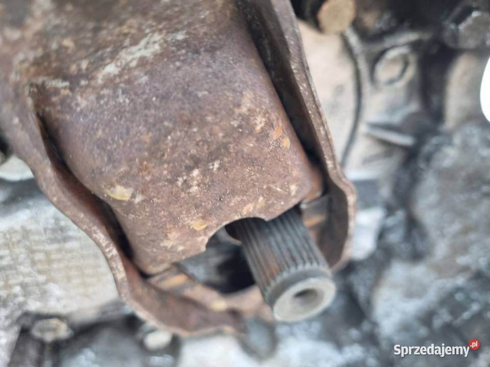VW Caddy III 19 TDI SKRZYNIA BIEGÓW GQR manualna Janów