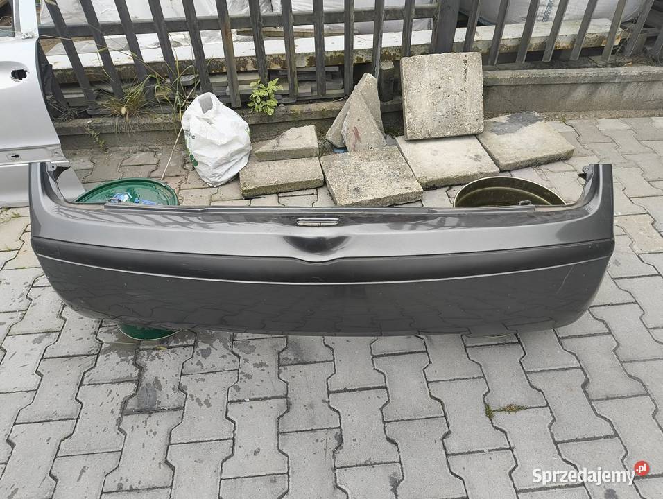 Zderzak tył nissan micra k12 oddam Kraków