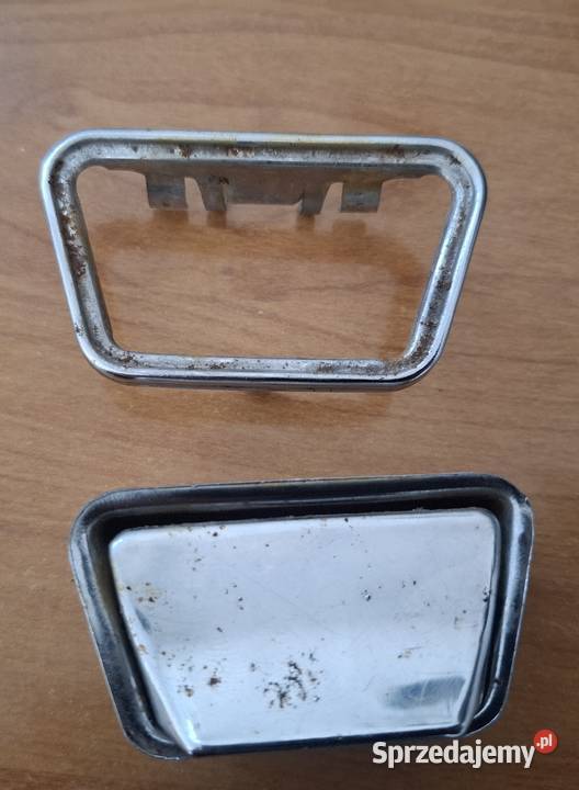 Popielniczka samochodowa chromowana retro Lublin