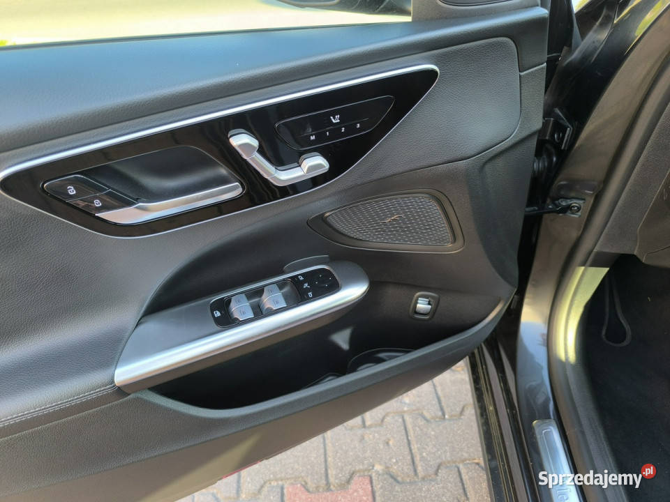 Mercedes C 200 15 Mild Hybrid 204 W206 2021 światła przeciwmgielne