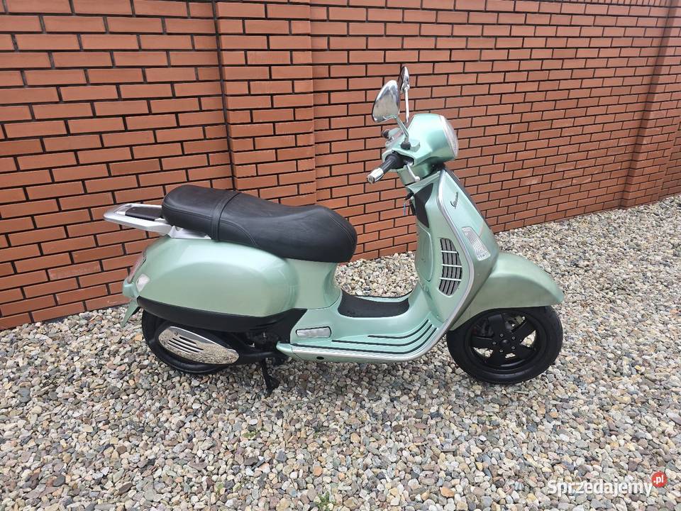 Piaggio Vespa GTS 125 Jarocin